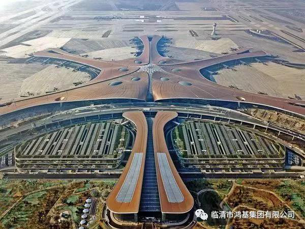 尊龙人生就是博中国区彩板应用案例--大兴国际机场